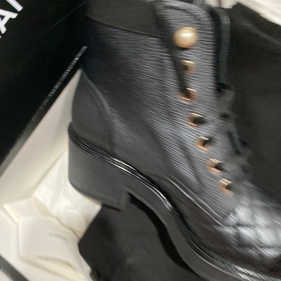 100% Auth NIB 2021 Chanel Calfskin Pear CC Combat Boot CAVIAR 36 EUR sz US 6 - Picture 5 of 8